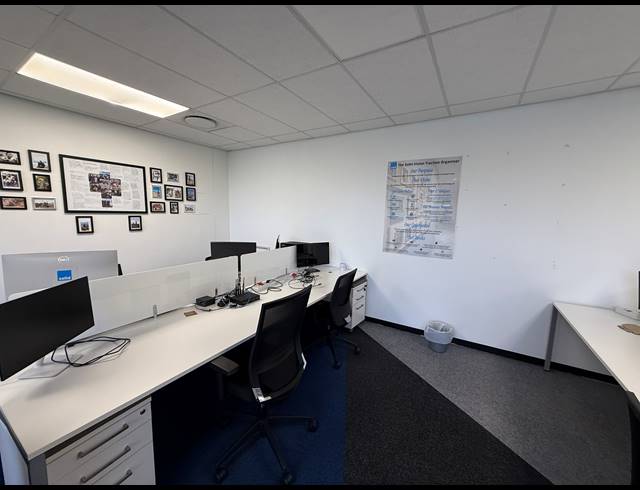 1,101M² OFFICE TO LET IN MELROSE ESTATE